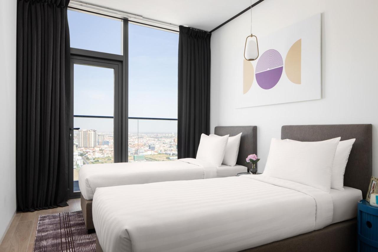 Citadines Flatiron Phnom Penh Hotel Bagian luar foto