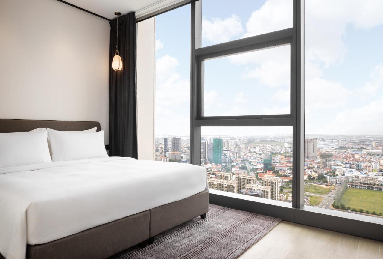 Citadines Flatiron Phnom Penh Hotel Bagian luar foto