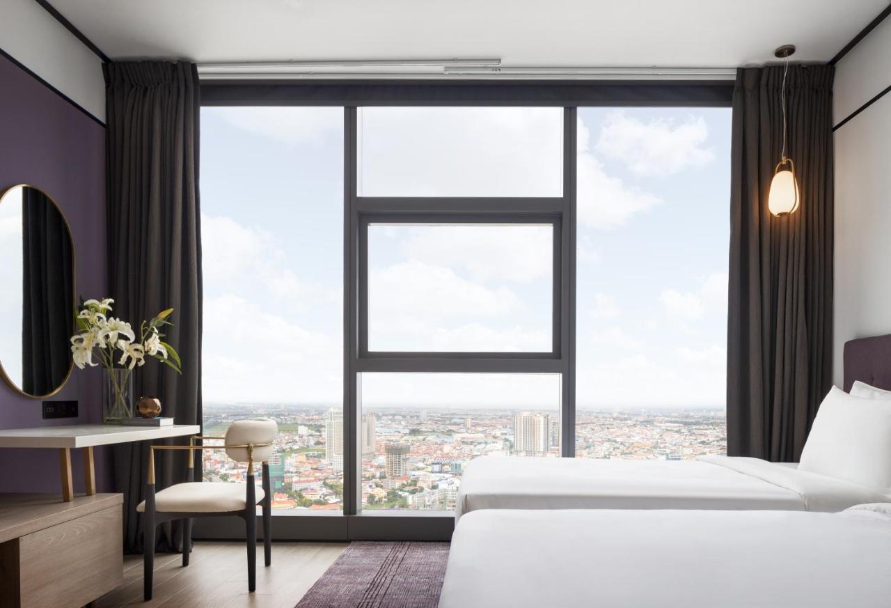 Citadines Flatiron Phnom Penh Hotel Bagian luar foto