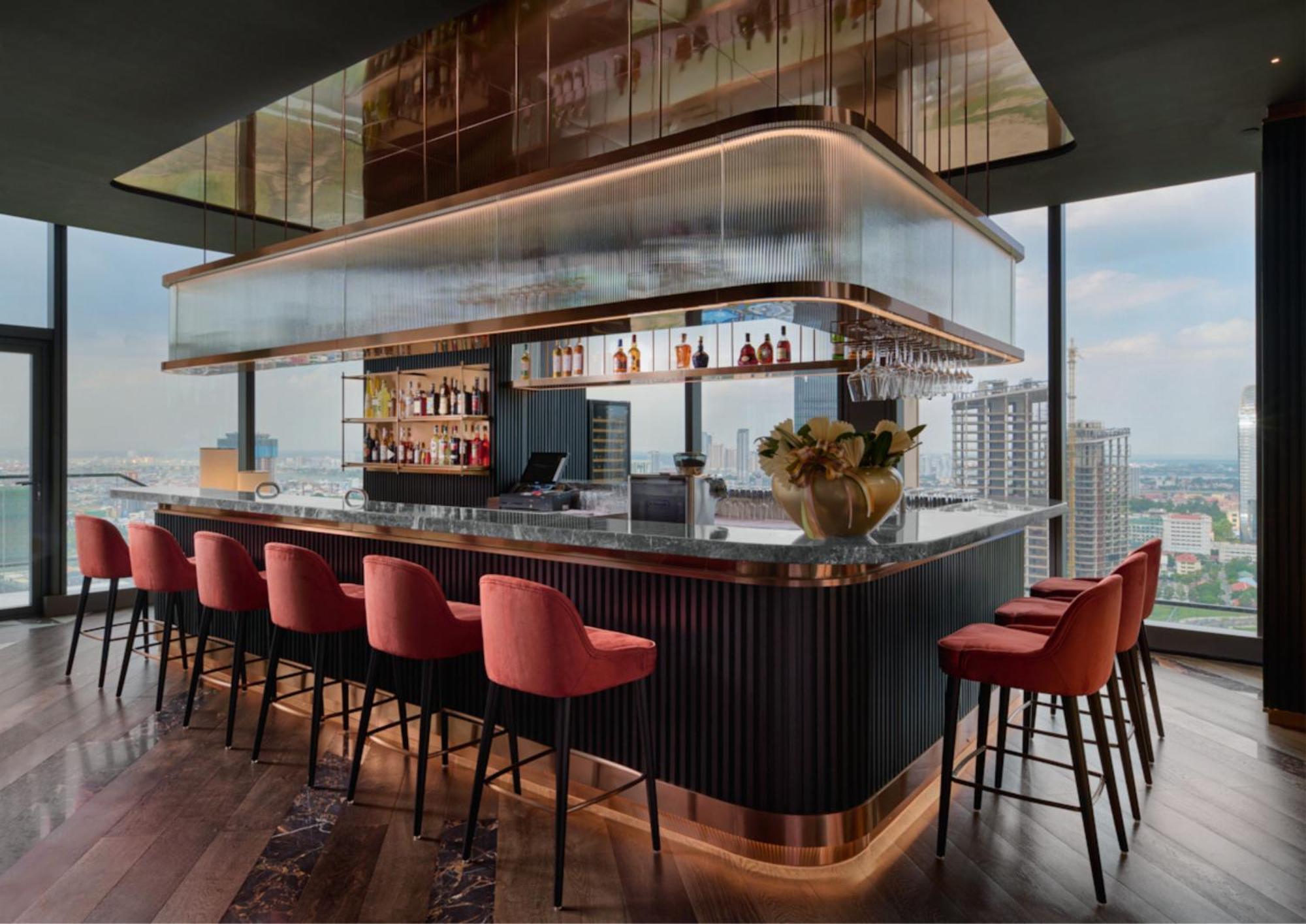 Citadines Flatiron Phnom Penh Hotel Bagian luar foto